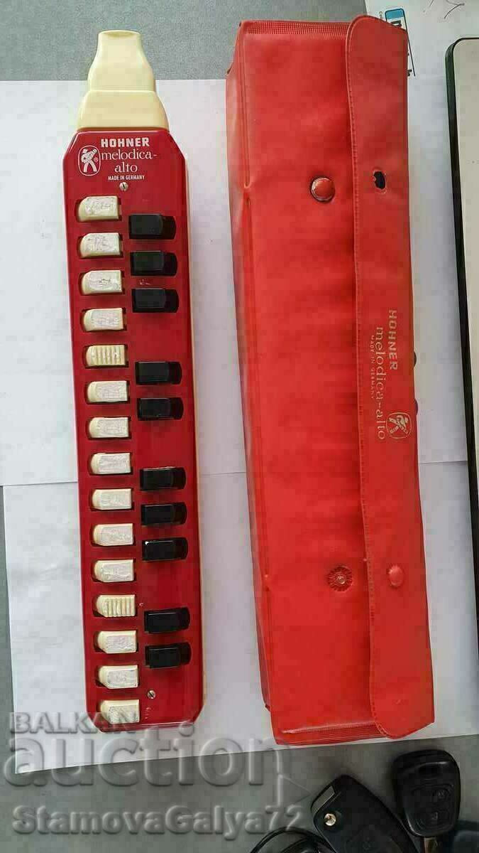 Original antique Hohner Melodica-Alto harmonica with price 88.00 BGN | € 44.99 Original antique Hohner Melodica-Alto harmonica with price 88.00 BGN | € 44.99