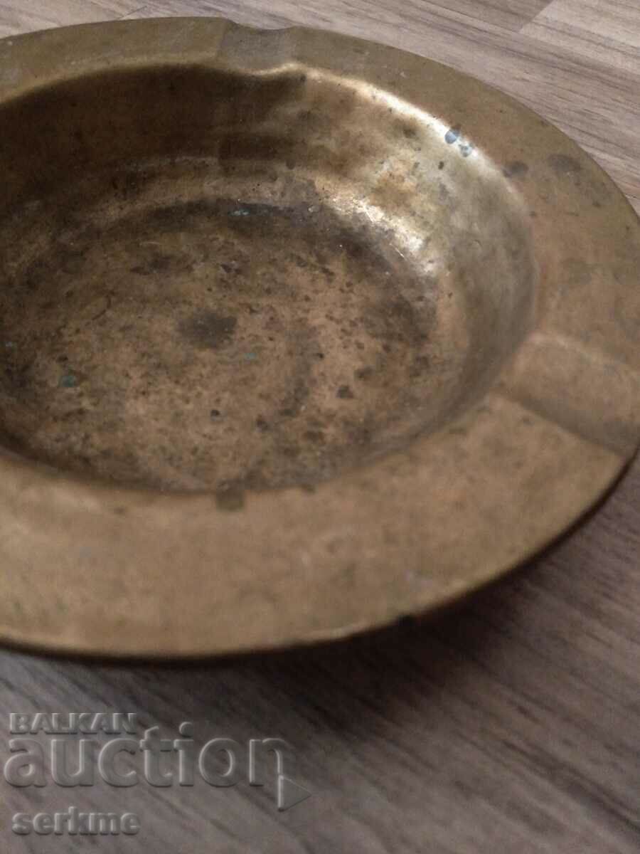 Auction Ashtray Auction Ashtray