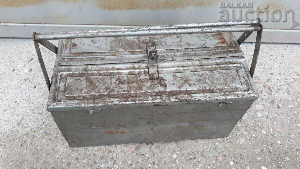Old metal tool box craftsman's suitcase retro