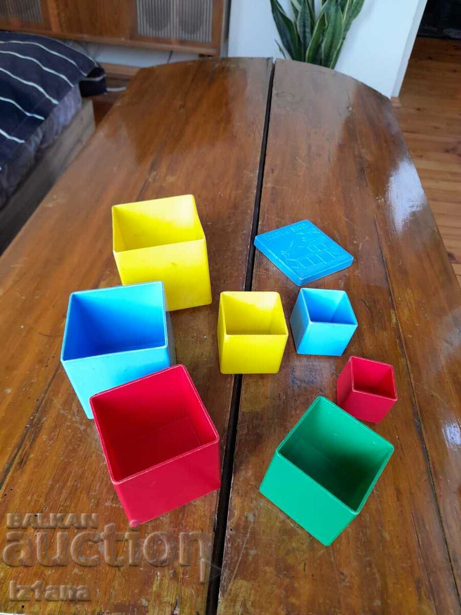 Παράδοση Παλιό παιχνίδι Kubus Pyramida Παράδοση Παλιό παιχνίδι Kubus Pyramida