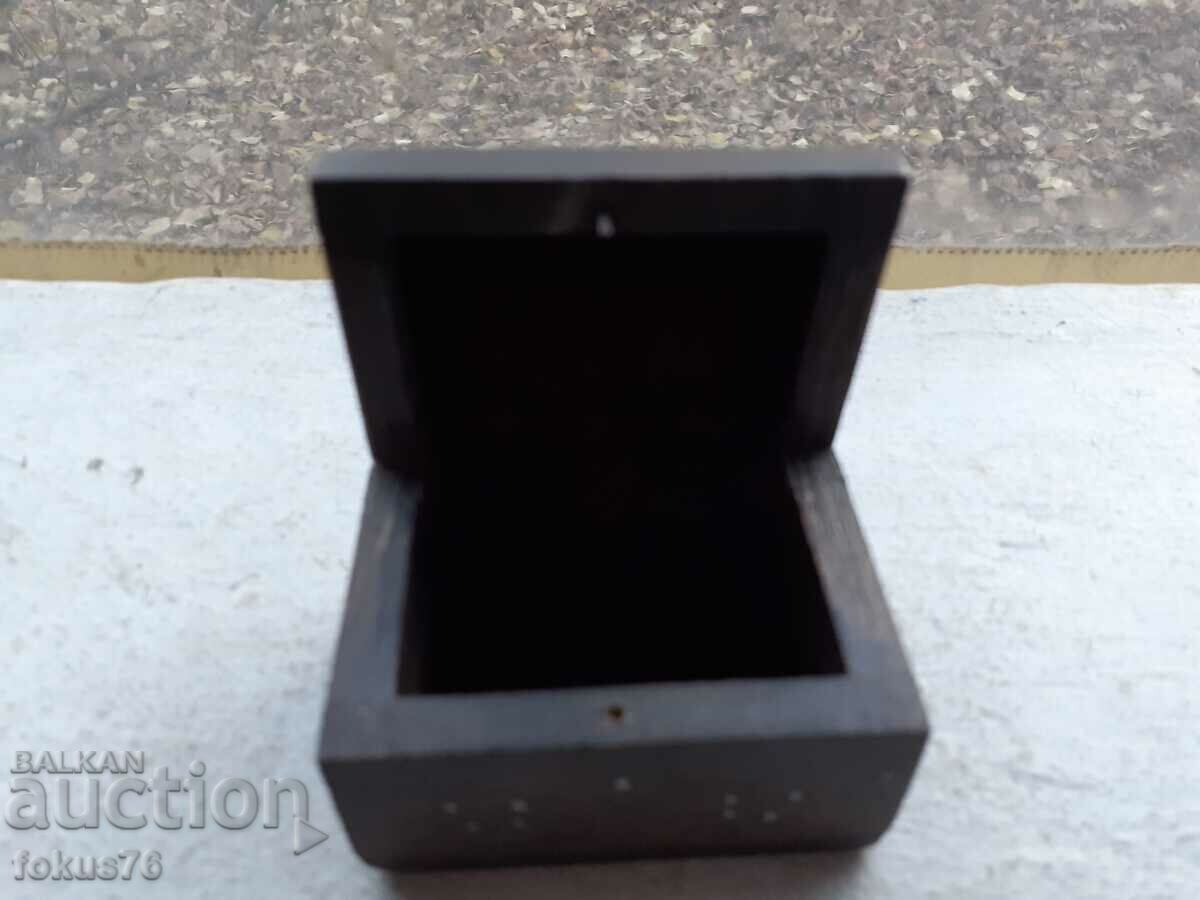 Old wooden box with bronze inlays and mother of pearl - 6 Old wooden box with bronze inlays and mother of pearl - 6