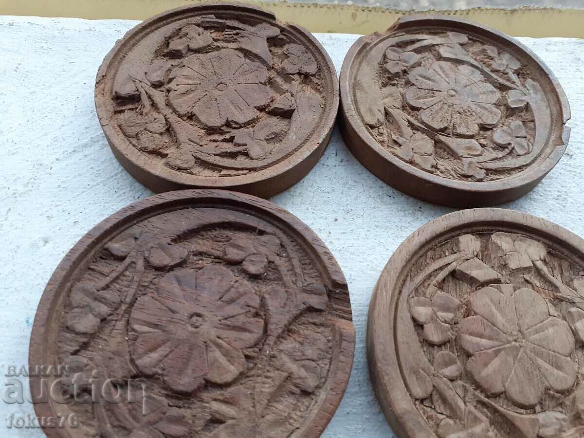 Auction  Old wooden coasters wood carving