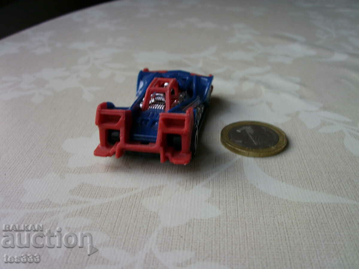 Roțile calde vârf de tensiune Indonezia 2015 cu preț € 1.02 | 1.99 BGN Roțile calde vârf de tensiune Indonezia 2015 cu preț € 1.02 | 1.99 BGN