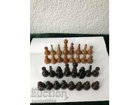 Piese de șah din lemn