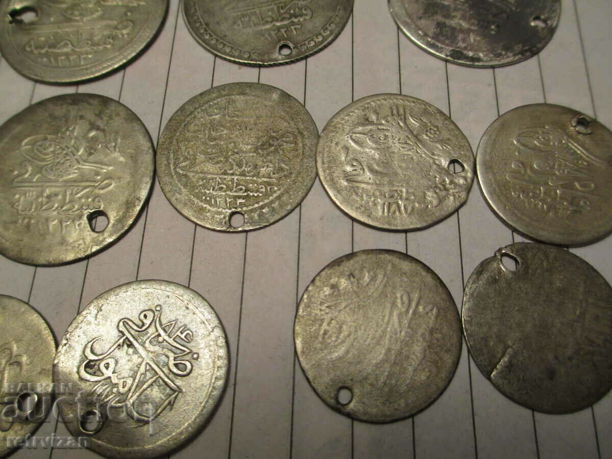 17 Ottomans are also rare - 5 17 Ottomans are also rare - 5