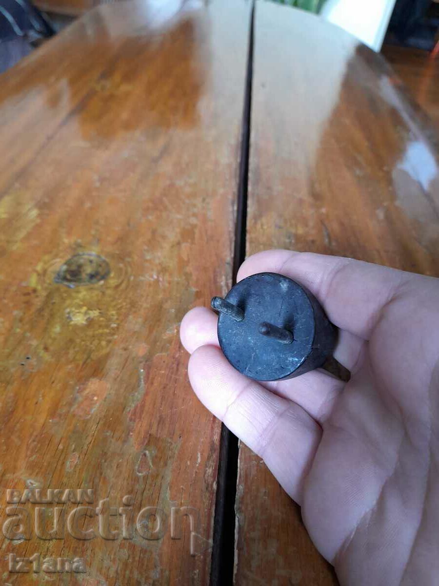 Παράδοση Παλιό ηλεκτρικό βύσμα