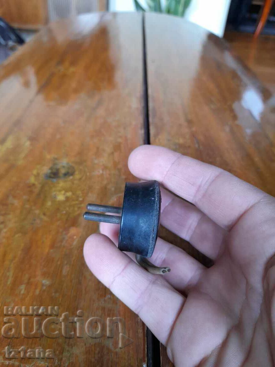 Δημοπρασία Παλιό ηλεκτρικό βύσμα Δημοπρασία Παλιό ηλεκτρικό βύσμα