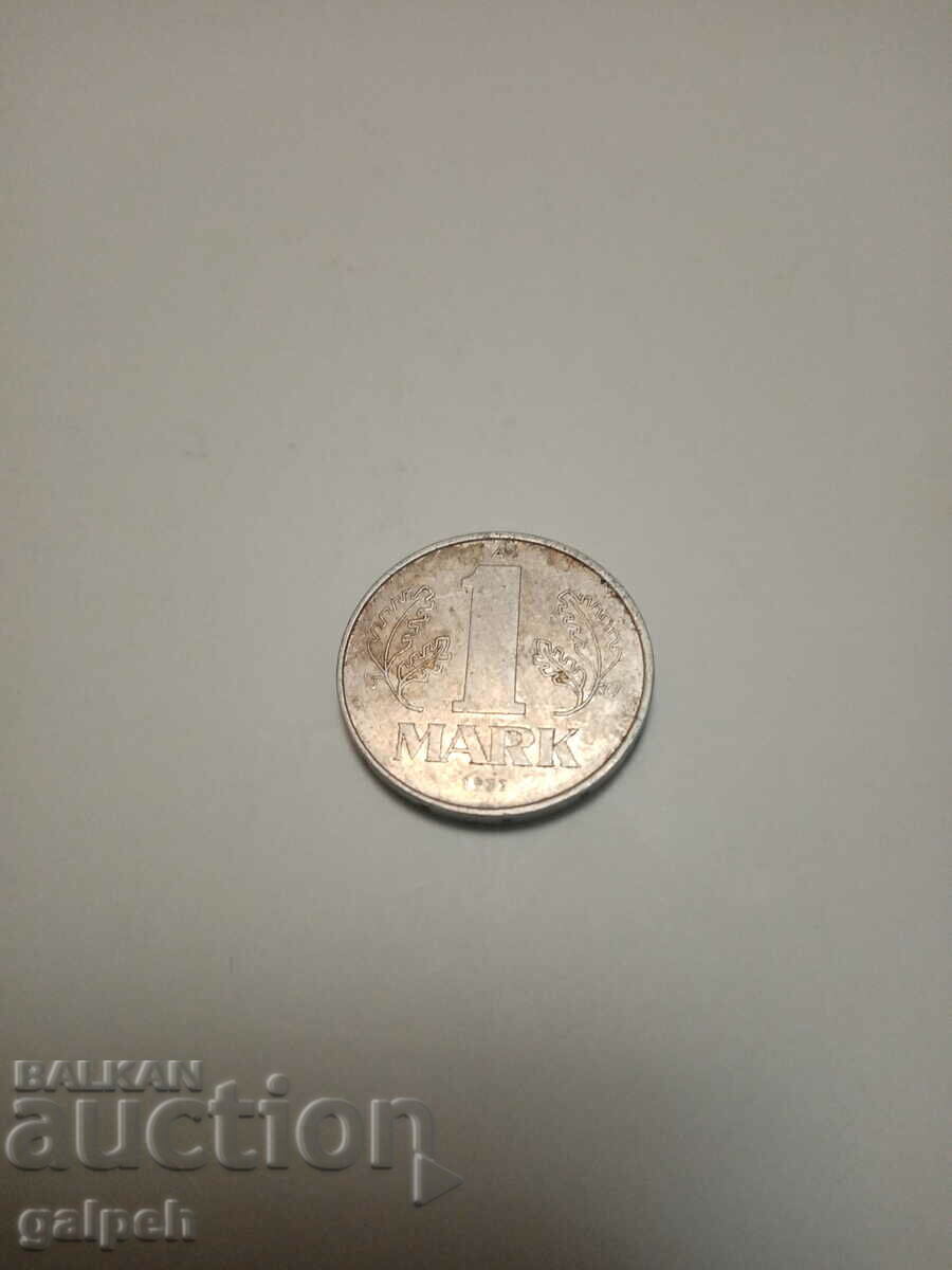 Auction New Year's discounts GDR Lot - 2 pcs. - BGN 1.5 Auction New Year's discounts GDR Lot - 2 pcs. - BGN 1.5