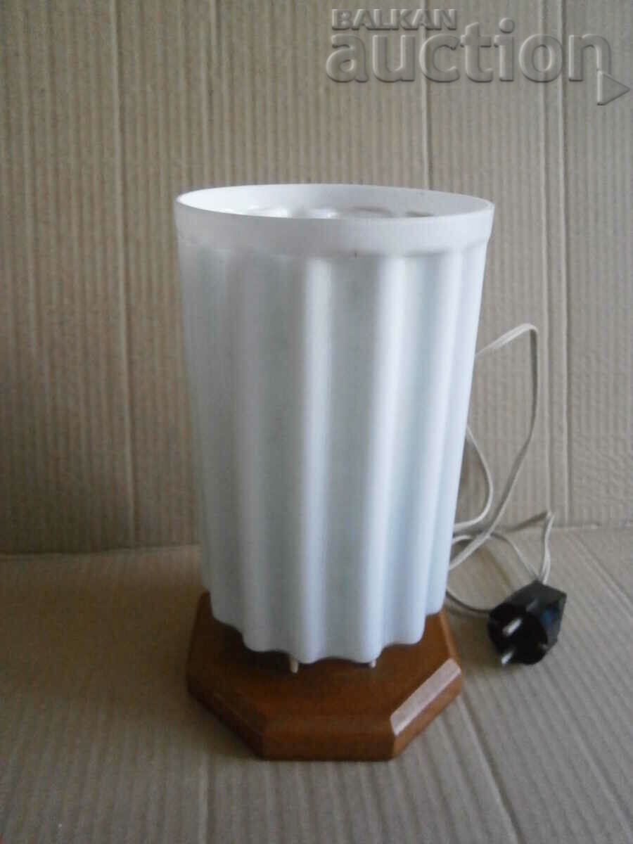 Licitație veioză retro vintage Licitație veioză retro vintage