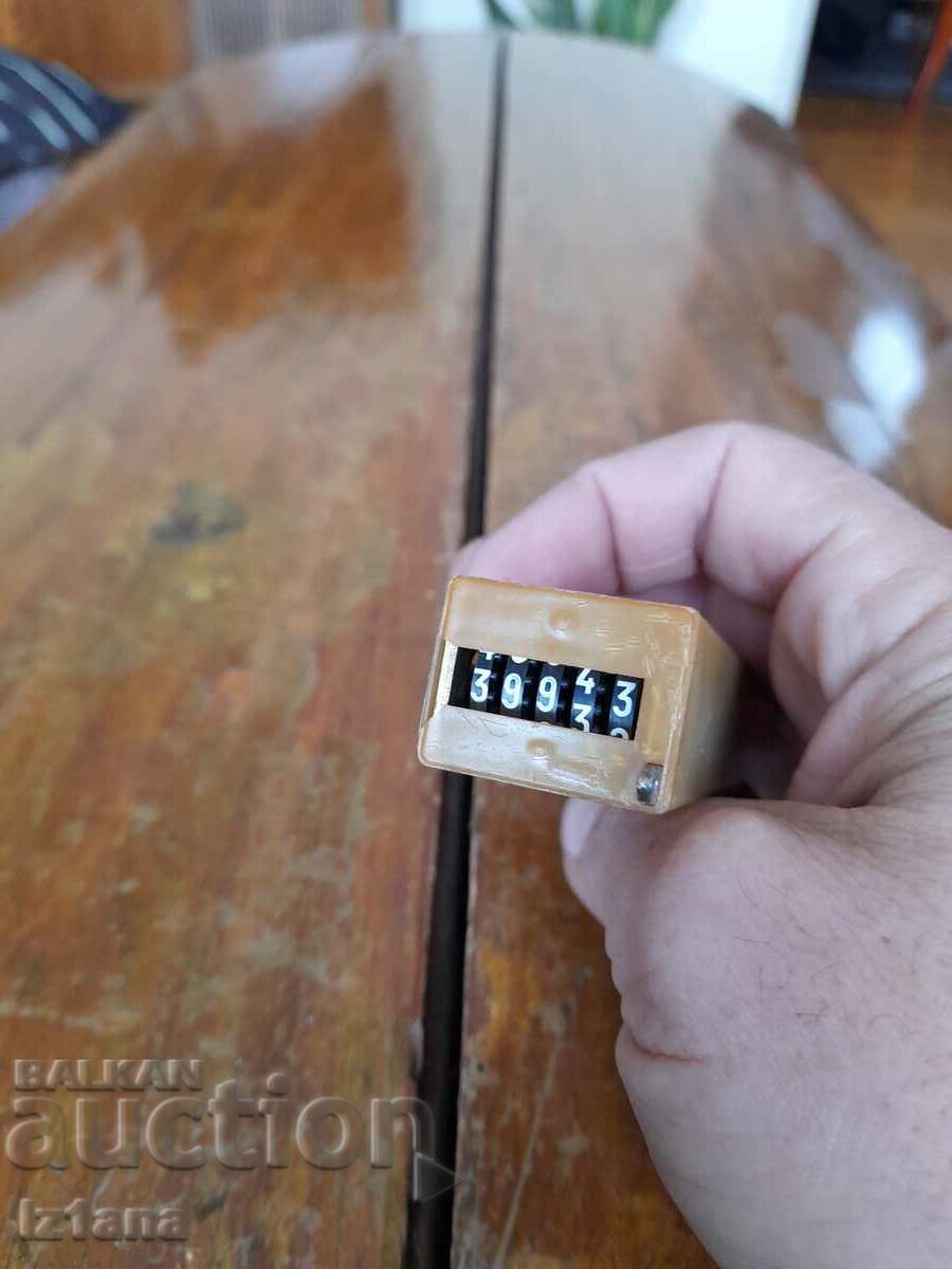 Licitație Ceas motociclete vechi, contor Resprom Licitație Ceas motociclete vechi, contor Resprom