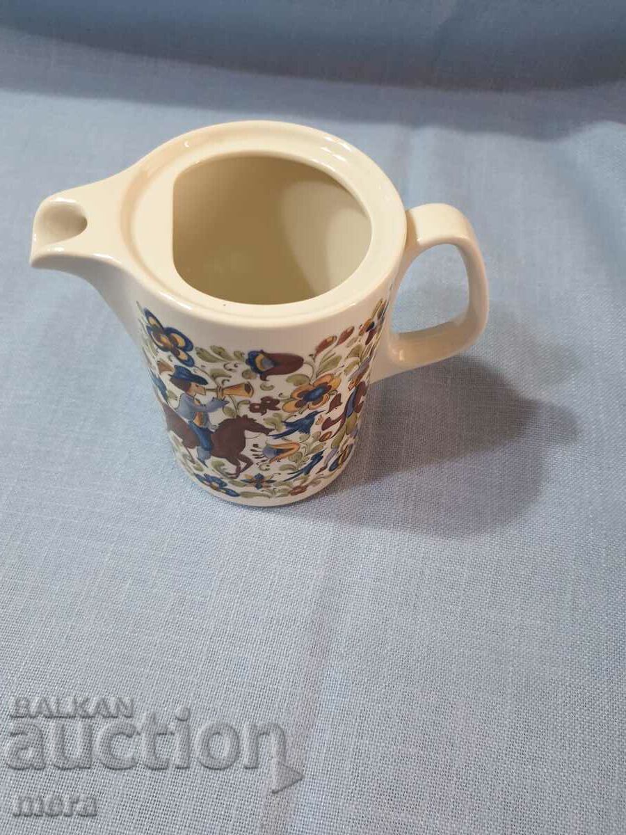 Porcelain jug - Villeroy & Boch with price 25.00 BGN | € 12.78 Porcelain jug - Villeroy & Boch with price 25.00 BGN | € 12.78