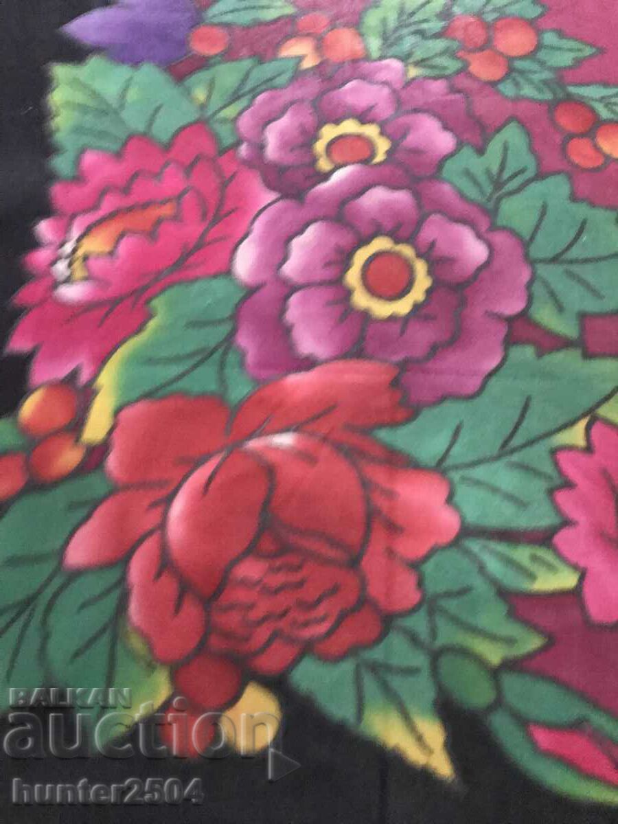 Auction Russian shawl, batik, silk - 93/93 cm Auction Russian shawl, batik, silk - 93/93 cm