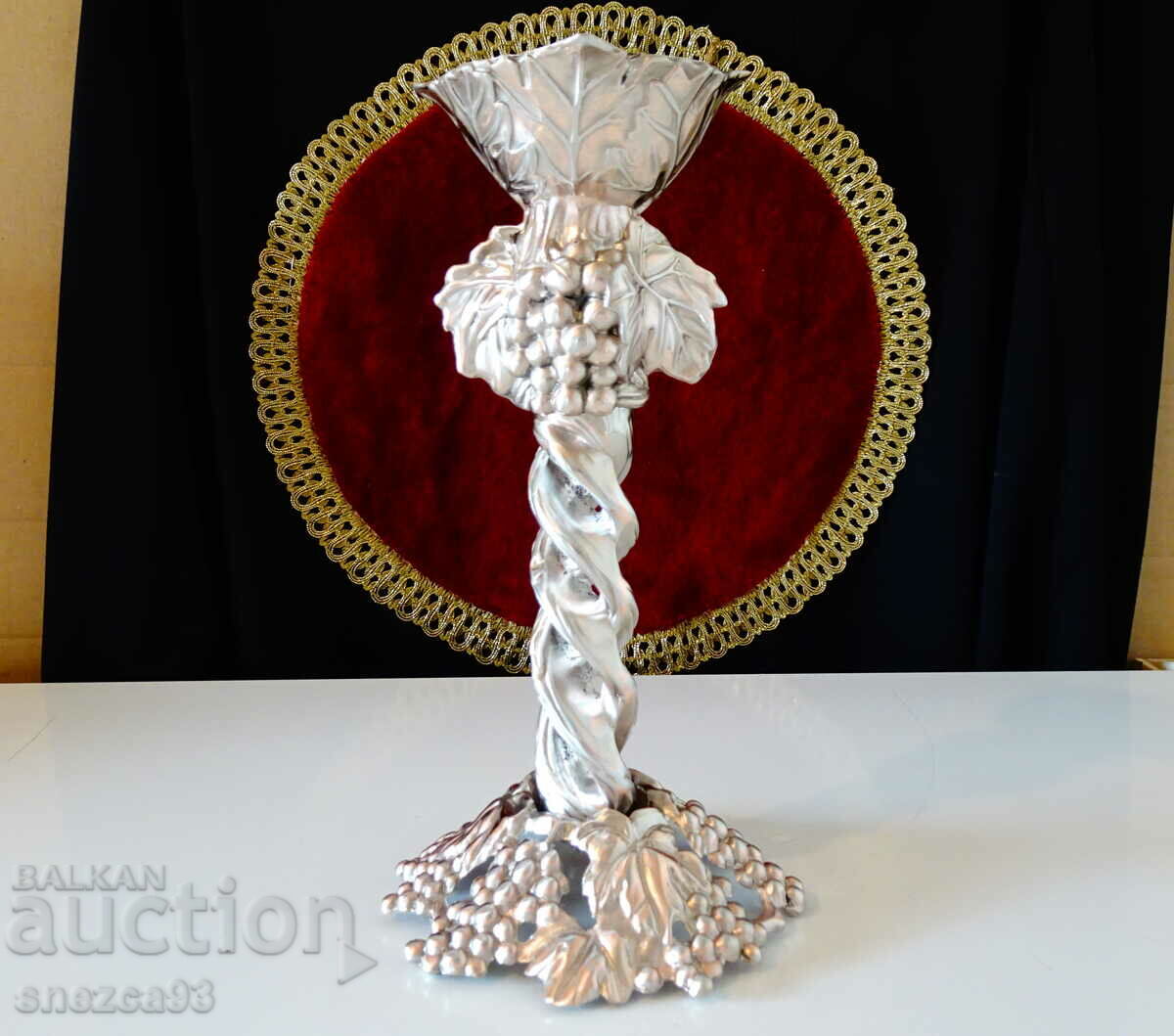 Silver-plated candlestick, vines, grapes, 880g.