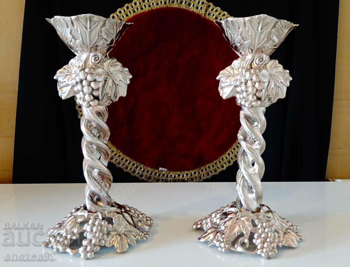 Silver-plated candlesticks, vines, grapes. - 7 Silver-plated candlesticks, vines, grapes. - 7