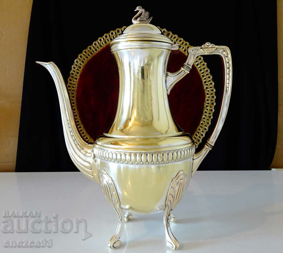 Magnificent bronze jug in Empire style, marked