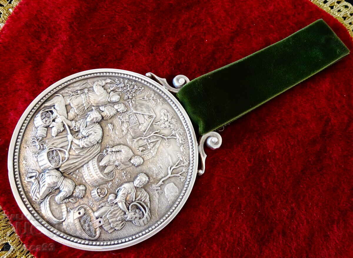 Plaque, panel of pewter Grape Harvest by SkS Plaque, panel of pewter Grape Harvest by SkS