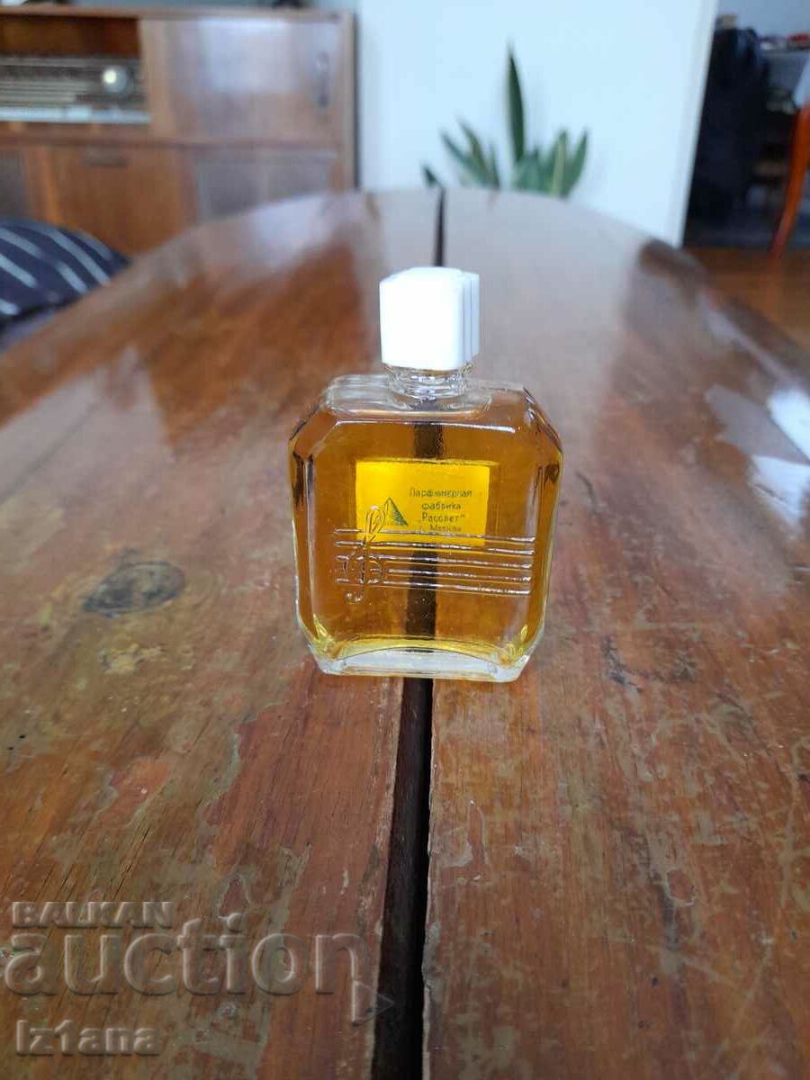 Auction Old cologne, perfume Podmoskovnie Vecera Auction Old cologne, perfume Podmoskovnie Vecera