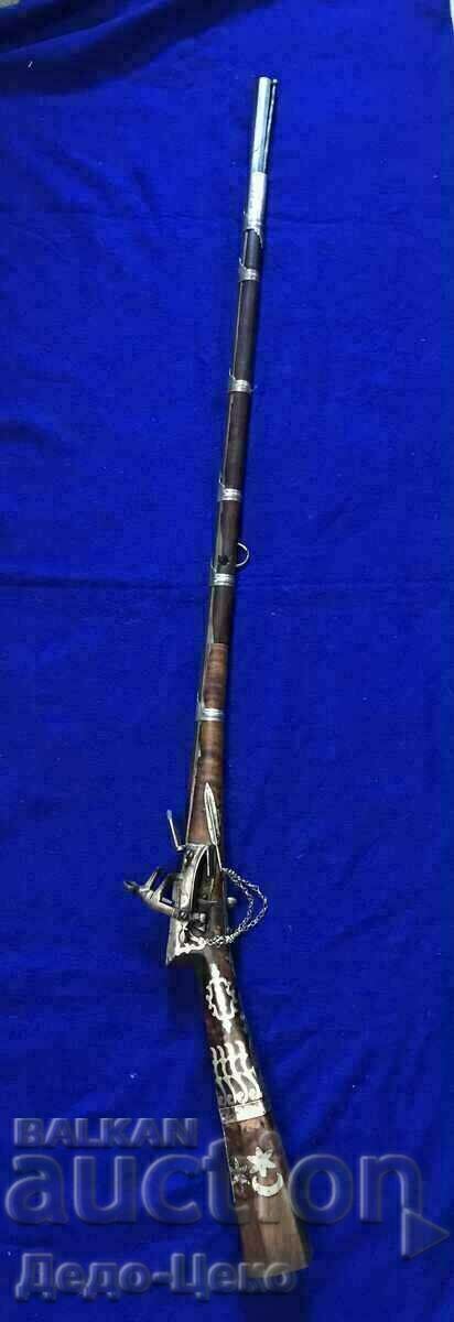 Shishane flintlock rifle
