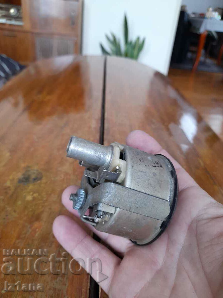 Δημοπρασία Παλιό μετρητή καυσίμου αυτοκινήτου Δημοπρασία Παλιό μετρητή καυσίμου αυτοκινήτου