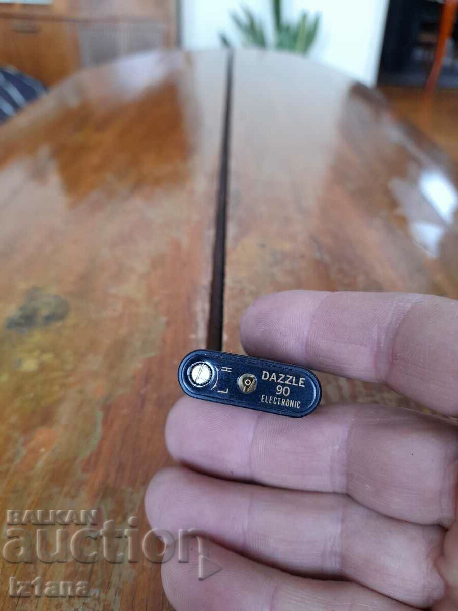 Delivery of Old Dazzle Lighter Delivery of Old Dazzle Lighter