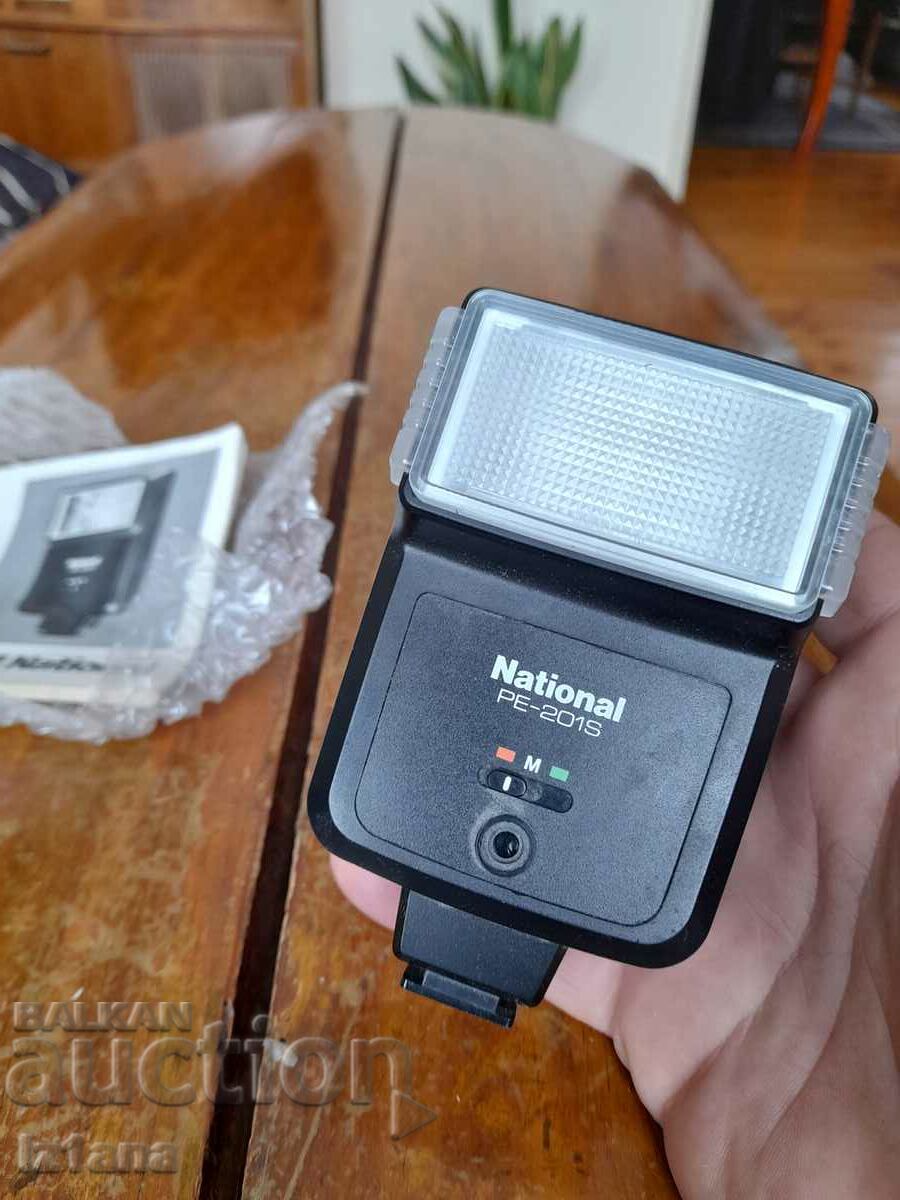 Auction  Old National camera flash