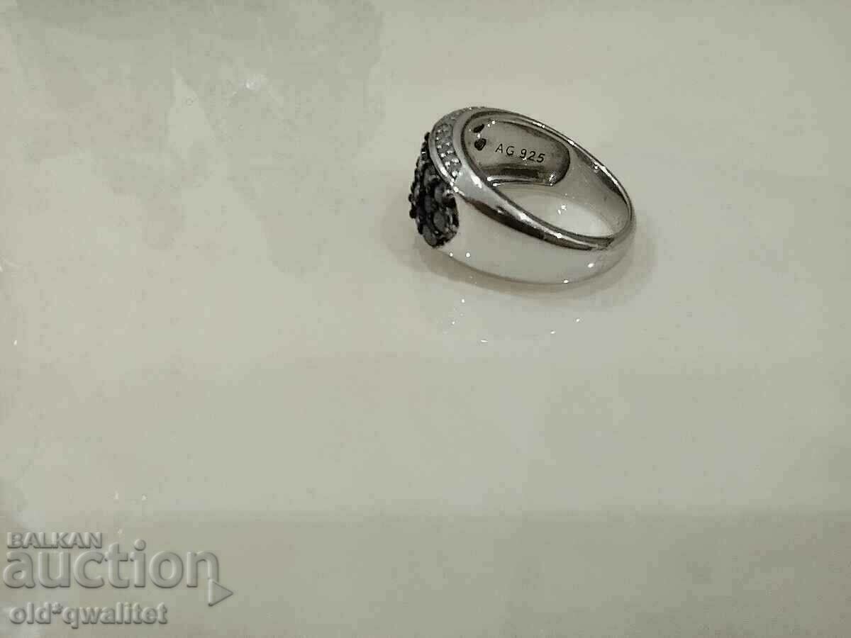 Auction RING, Silver 925 with white and blue Diamonds Auction RING, Silver 925 with white and blue Diamonds