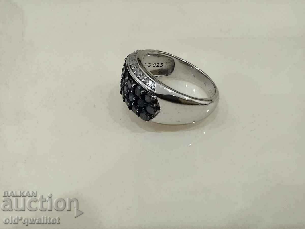 Delivery of RING, Silver 925 with white and blue Diamonds Delivery of RING, Silver 925 with white and blue Diamonds