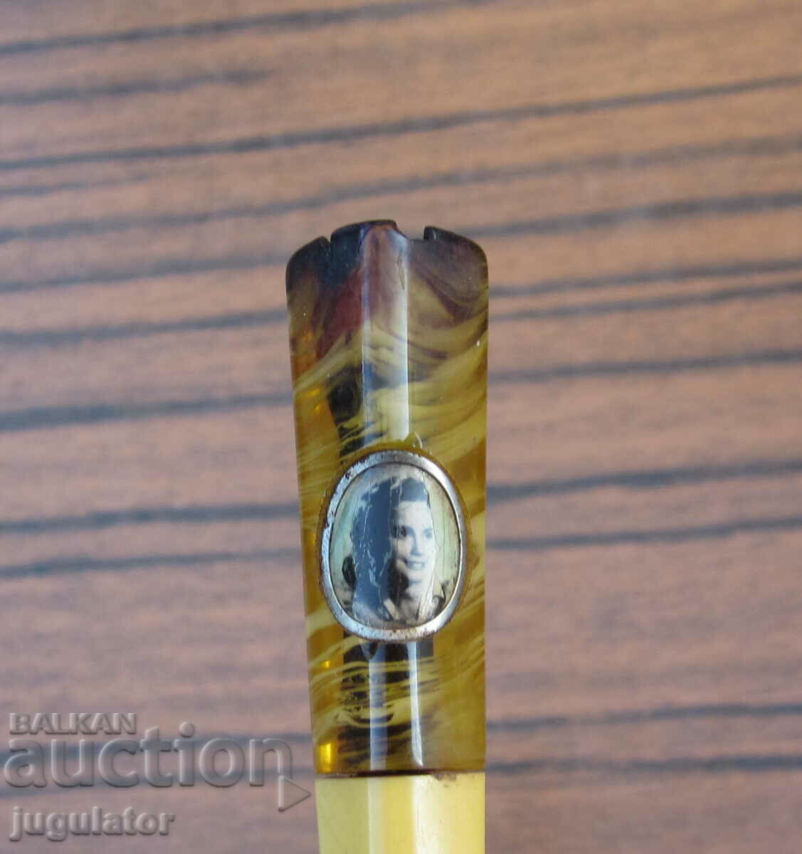 Auction authentic antique patterned bakelite cigarette Auction authentic antique patterned bakelite cigarette