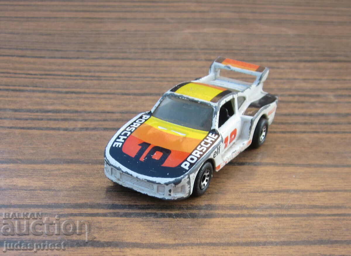 Delivery of matchbox toy car RACING PORSCHE 935 from 1983