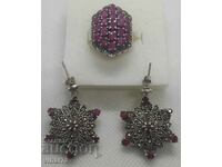 Very beautiful silver set of earrings and ring with rubies and ma