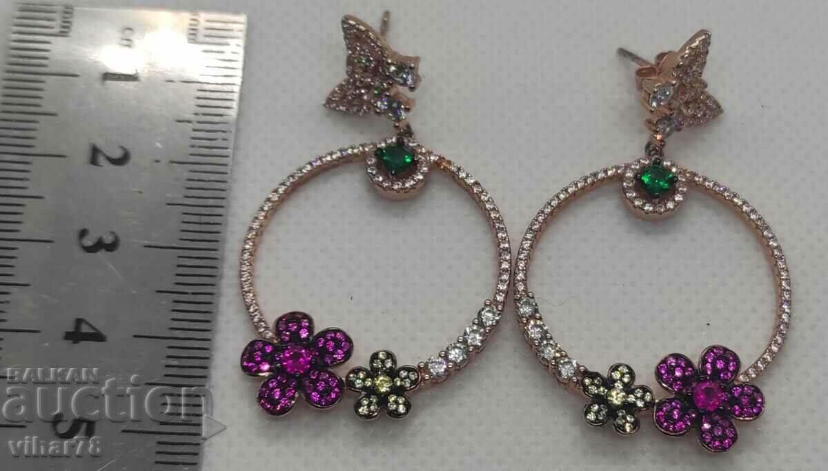 Auction Beautiful silver earrings with gold plating and rubies Auction Beautiful silver earrings with gold plating and rubies