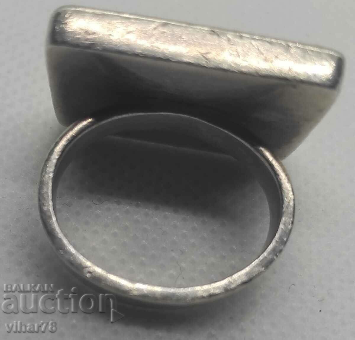 WOMEN'S SILVER RING - 5 WOMEN'S SILVER RING - 5