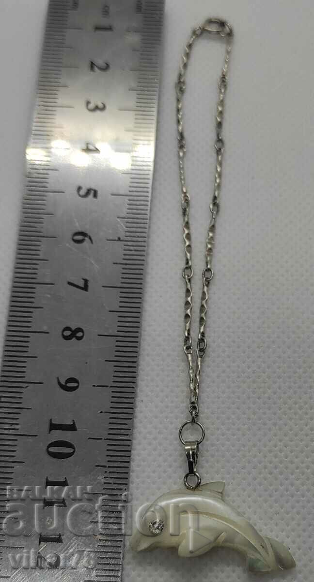 Auction  SILVER BRACELET WITH PEARL PLATE