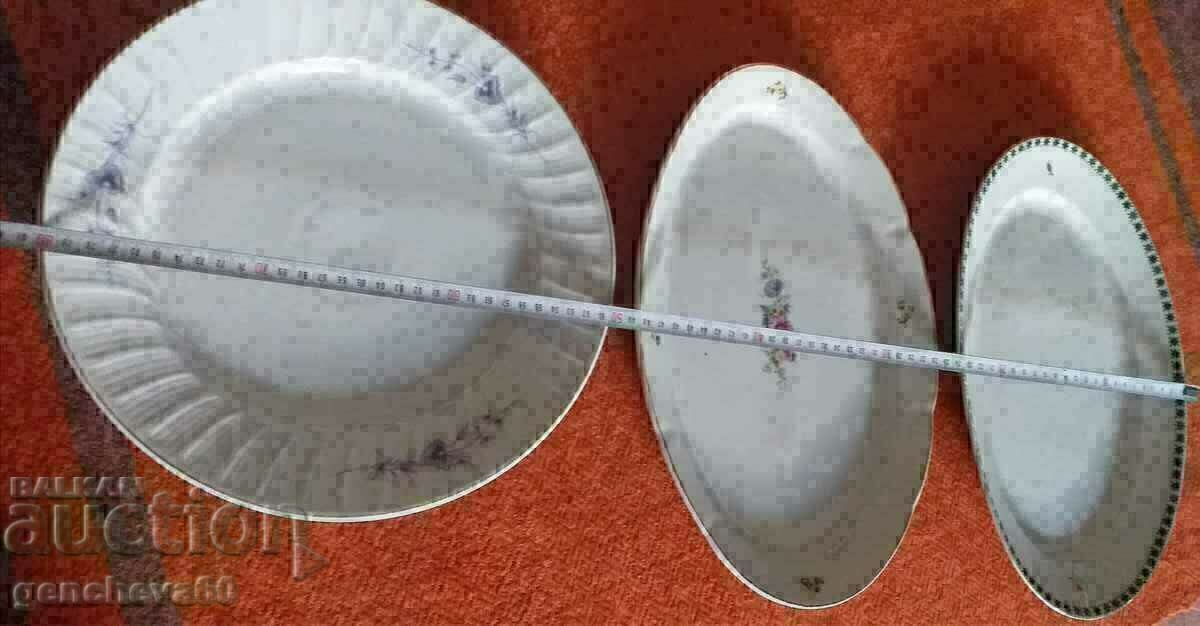 O mulțime de farfurii mari din porțelan de „ISIS” cu preț € 15.00 | 29.34 BGN O mulțime de farfurii mari din porțelan de „ISIS” cu preț € 15.00 | 29.34 BGN