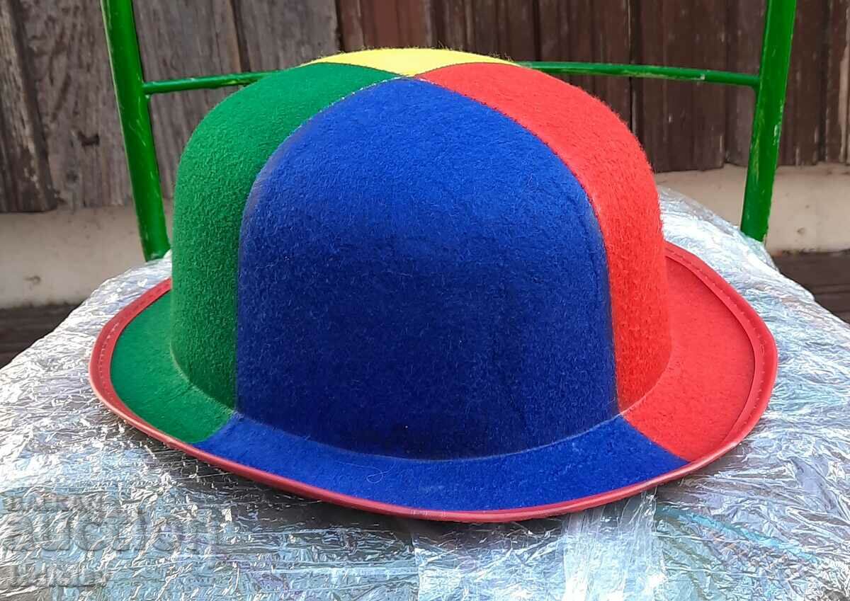 Pălărie de pâslă colorată pentru un clovn, petrecere.
