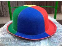 Pălărie de pâslă colorată pentru un clovn, petrecere.