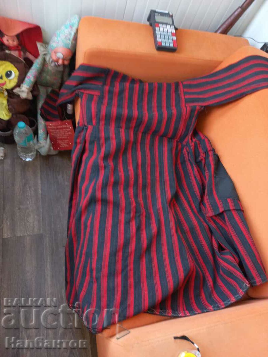 Delivery of OLD WOMEN'S COSTUME ALAJA SUKMAN