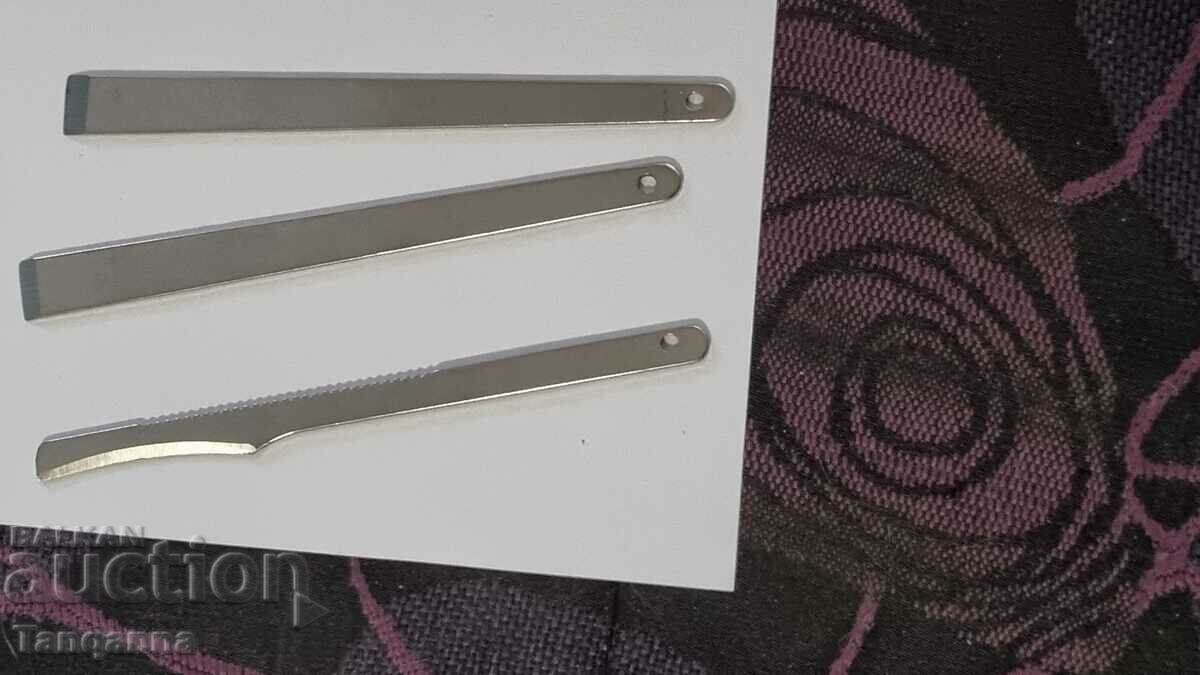 Heel knives with price 8.00 BGN | € 4.09