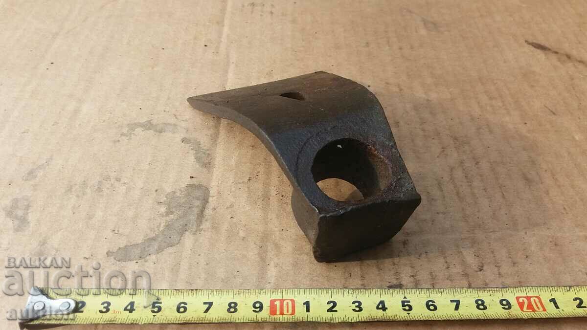 Auction SOC. STEELIZED TESLA Auction SOC. STEELIZED TESLA