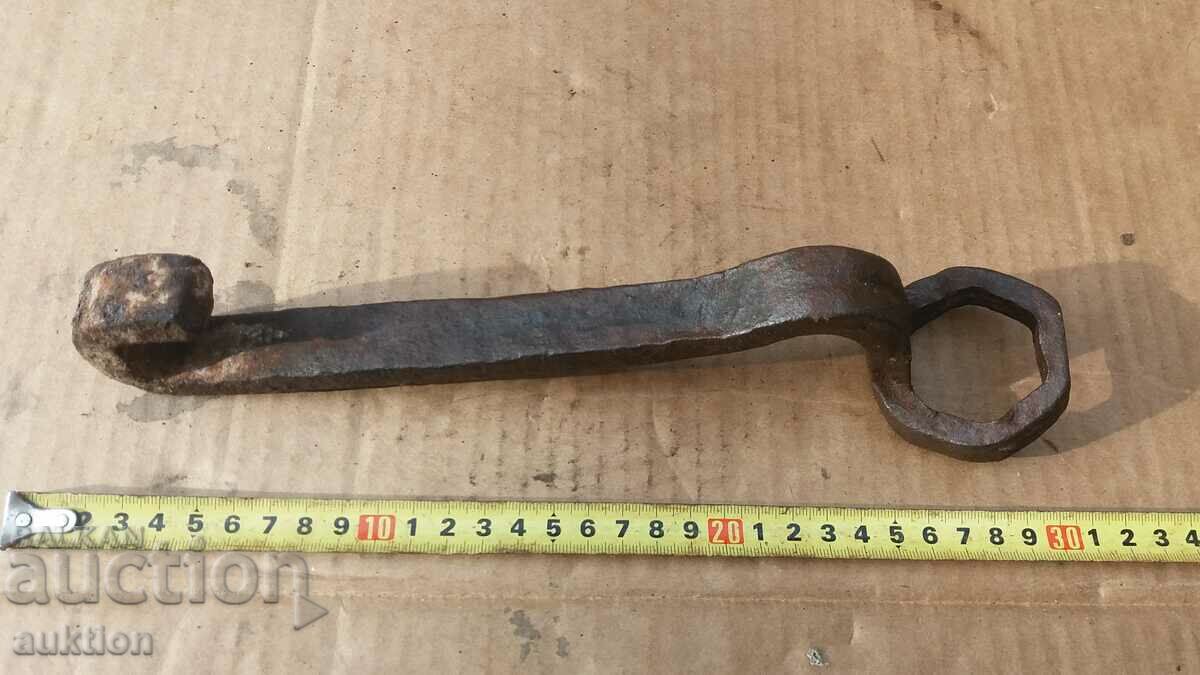 Delivery of WROUGHT RENAISSANCE KEY, TOOL OF PHAETON, BICYCLE Delivery of WROUGHT RENAISSANCE KEY, TOOL OF PHAETON, BICYCLE