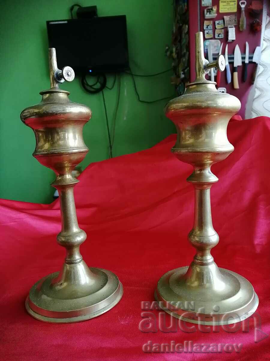 19th Century GARDON Brevete Pair of French Oil Lamps Bronze