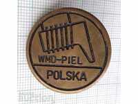 10668 Badge - Poland - screw