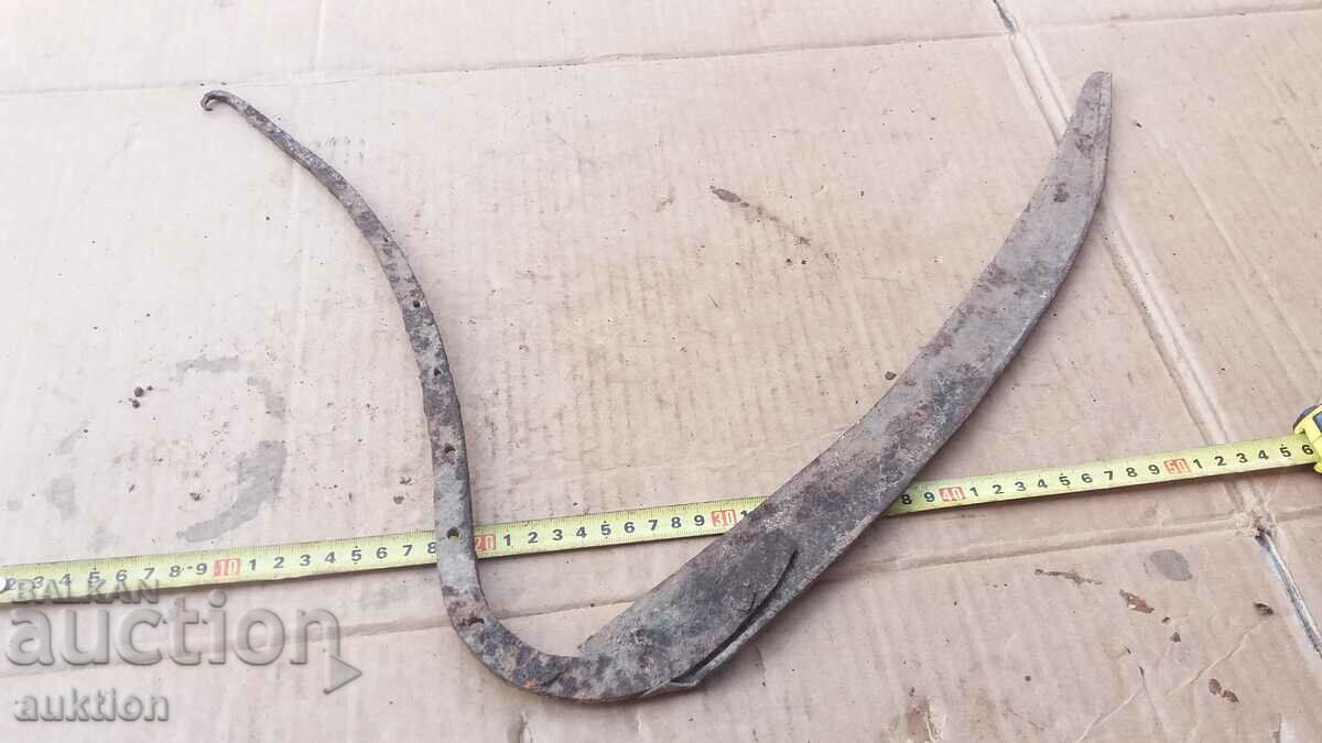 HUGE FORGED RENAISSANCE SICKLE - 7 HUGE FORGED RENAISSANCE SICKLE - 7