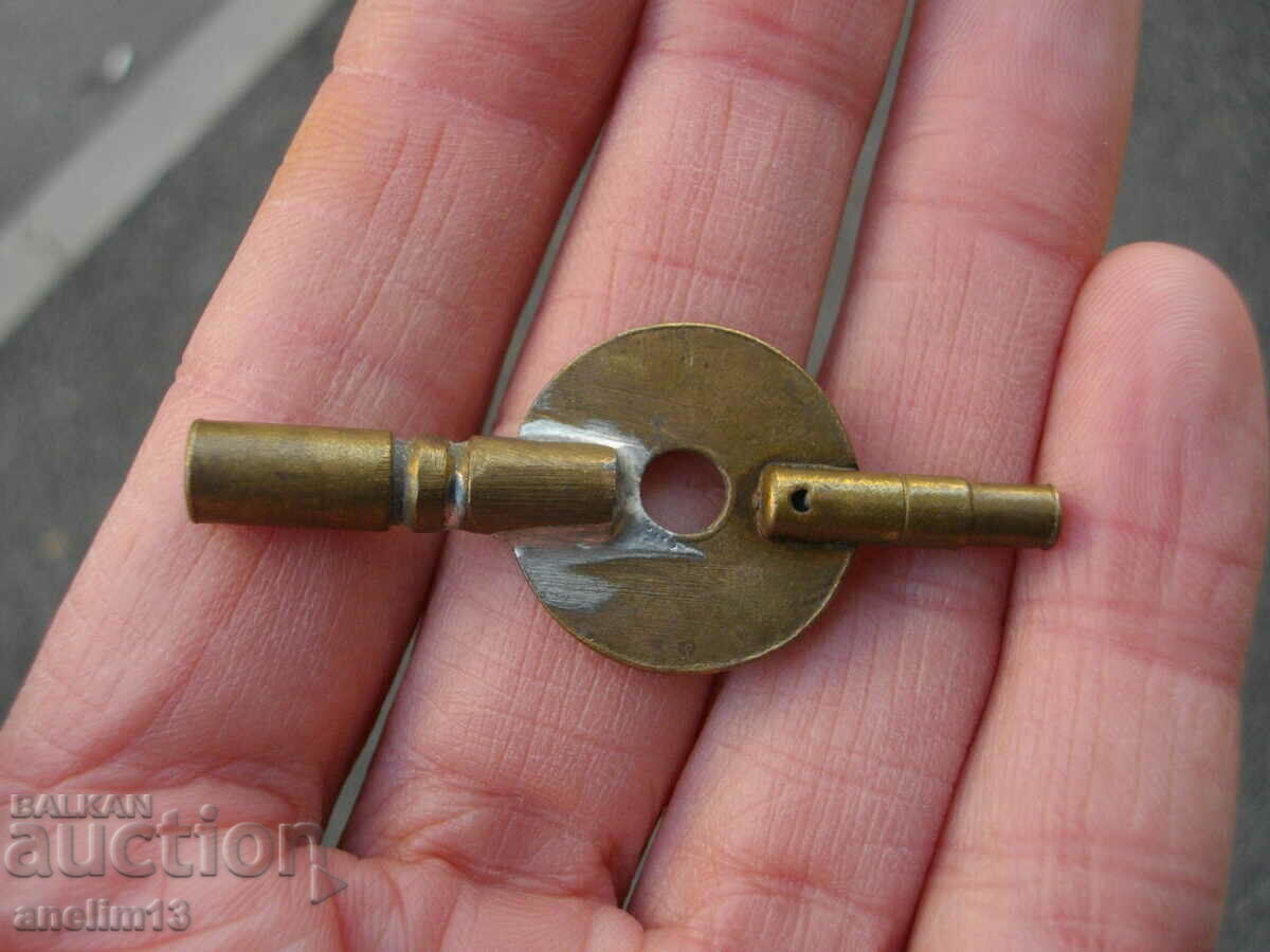 OLD KEY TWO IN ONE KEY FOR WALL OR FIREPLACE CLOCK with price 55.00 BGN | € 28.12 OLD KEY TWO IN ONE KEY FOR WALL OR FIREPLACE CLOCK with price 55.00 BGN | € 28.12