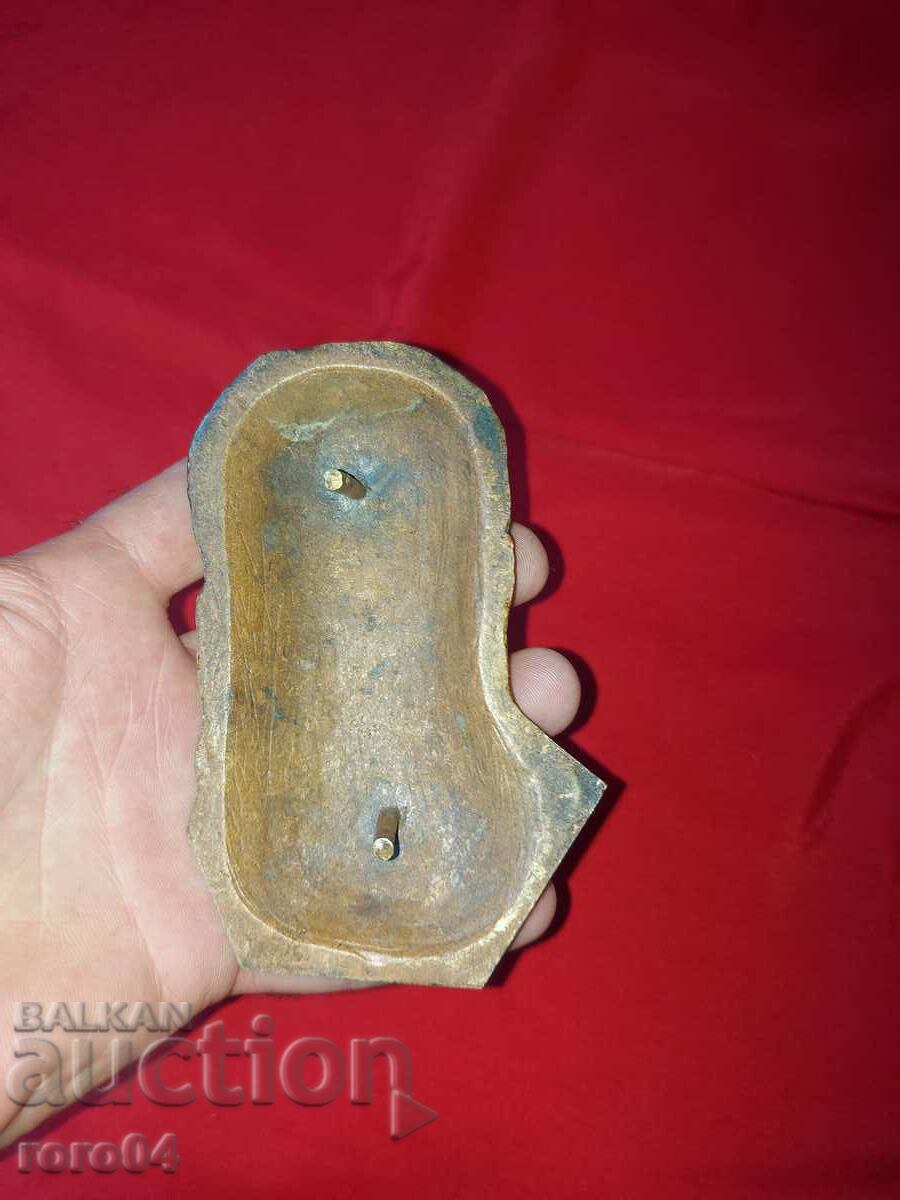 Παράδοση ΛΥΟΥΜΠΕΝ ΚΑΡΑΒΕΛΟΦ Παράδοση ΛΥΟΥΜΠΕΝ ΚΑΡΑΒΕΛΟΦ