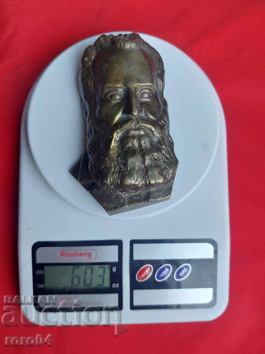 ΛΥΟΥΜΠΕΝ ΚΑΡΑΒΕΛΟΦ