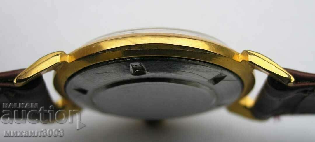 Auction  RUSSIAN GOLD MECHANICAL KIROVSKY MEN'S WATCH