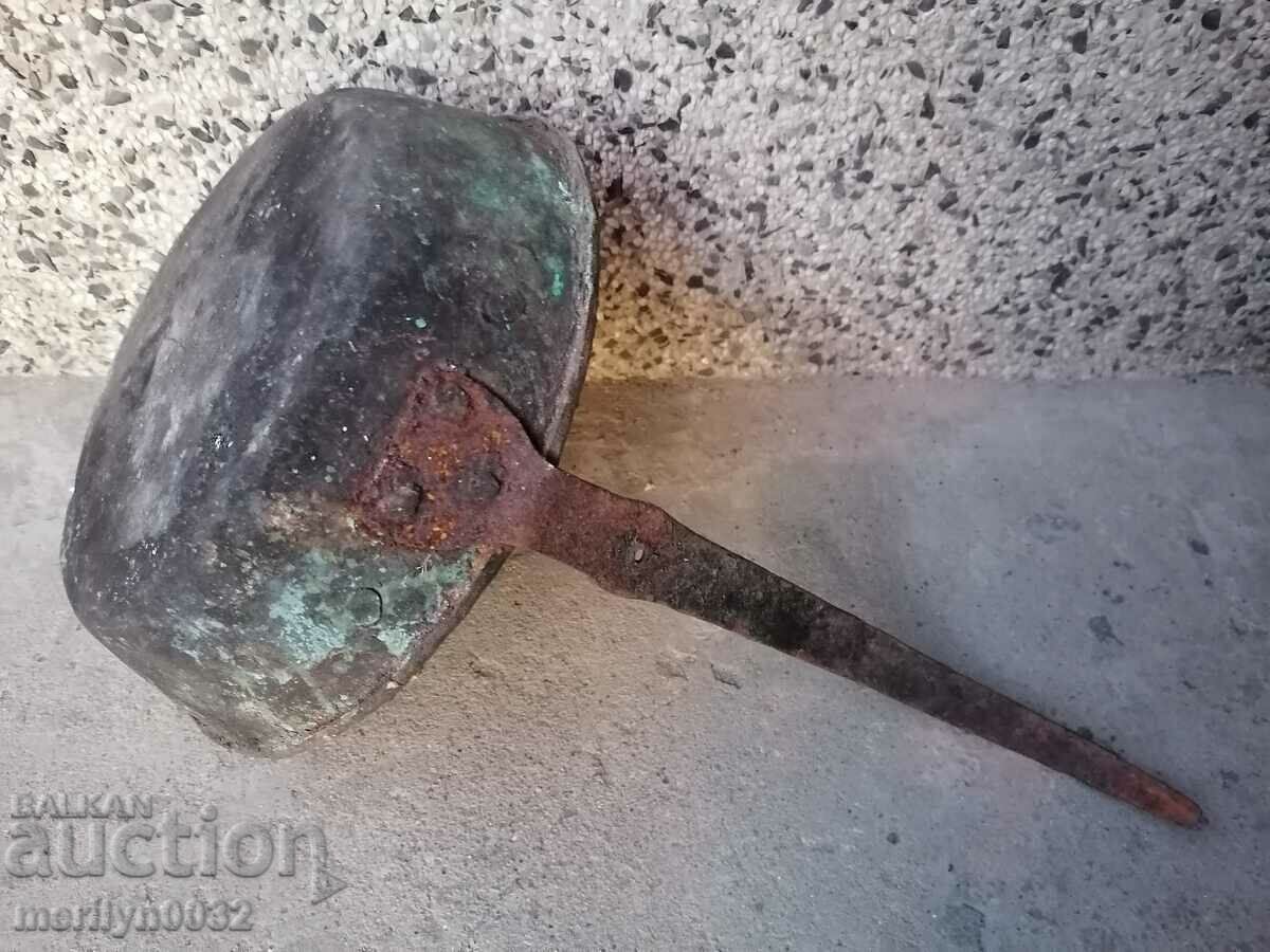 Παράδοση Παλιό χάλκινο ταψί, χαλκός, δίσκος, χάλκινο δοχείο Παράδοση Παλιό χάλκινο ταψί, χαλκός, δίσκος, χάλκινο δοχείο