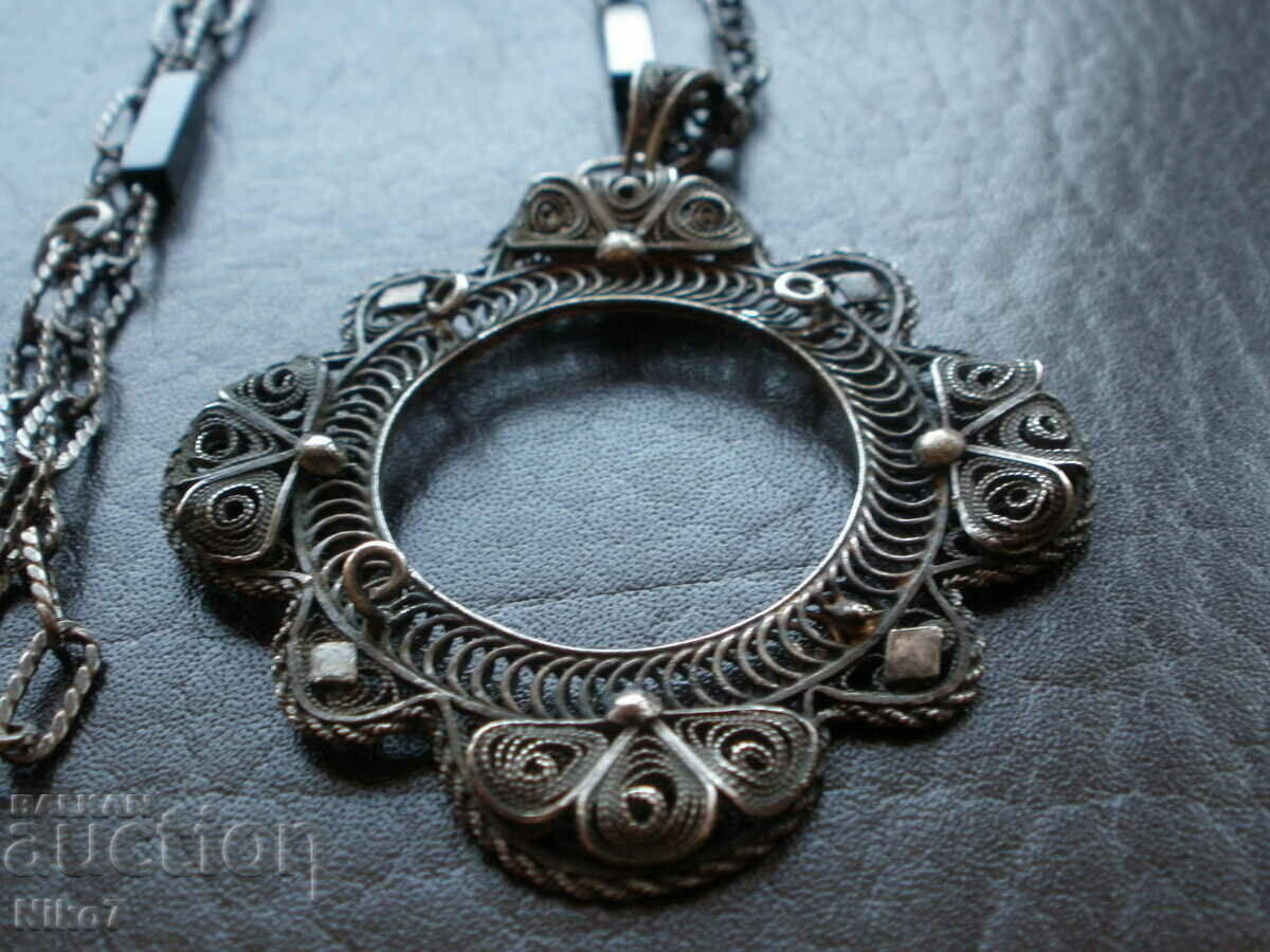 Auction Antique silver medallion, necklace, necklace. Auction Antique silver medallion, necklace, necklace.