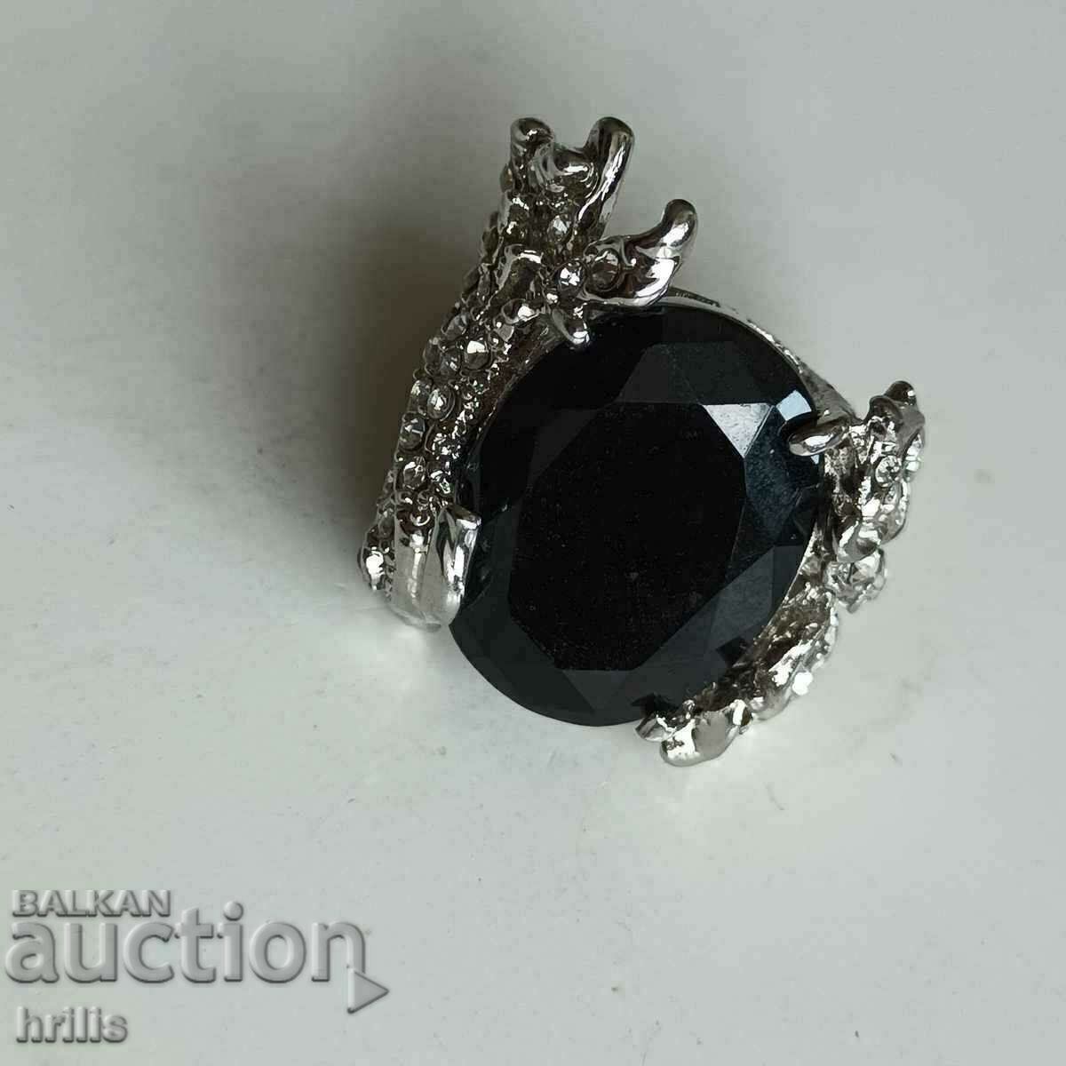 ΟΜΟΡΦΟ ΜΑΣΙΦ ΔΑΧΤΥΛΙΔΙ ΜΕ ΠΕΤΡΑ με τιμή 11.00 BGN | € 5.62 ΟΜΟΡΦΟ ΜΑΣΙΦ ΔΑΧΤΥΛΙΔΙ ΜΕ ΠΕΤΡΑ με τιμή 11.00 BGN | € 5.62